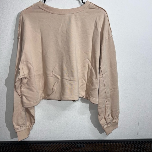NWT Dazy-Less Women's Cropped Sweatshirt Pink Size Large Crew Neck‎ Pull String - Picture 3 of 11